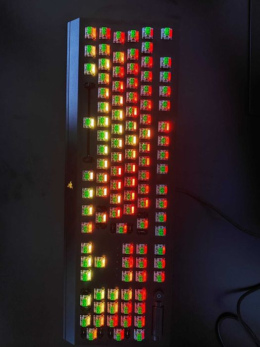 Razer BlackWidow V3 100% – Optical Green Switch – Good Condition64752396892803122