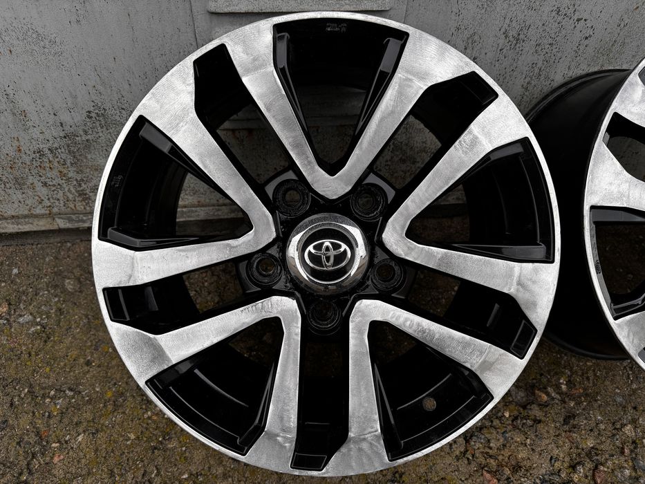 Диски Toyota Land Cruiser Lexus LX Sequoia Tundra R18 комплект 4 шт.