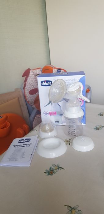 Продам молокоотсос Chicco.
