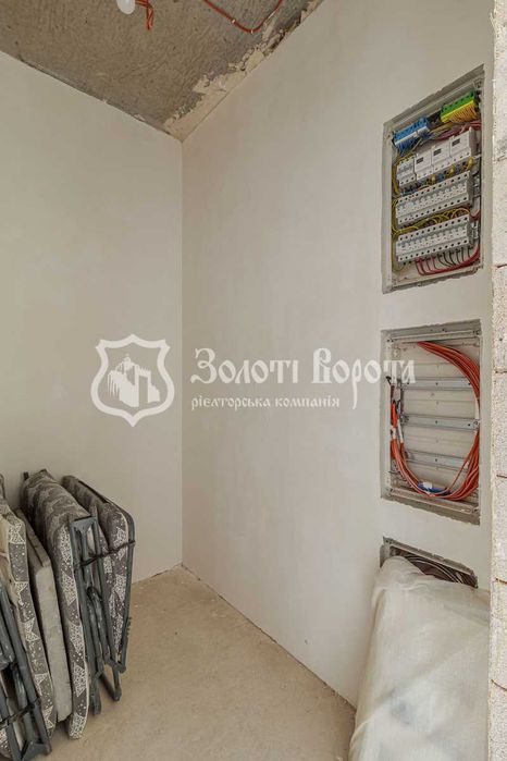 ЖК Метрополіс. Квартира з незакінченим ремонтом в зданому будинку!