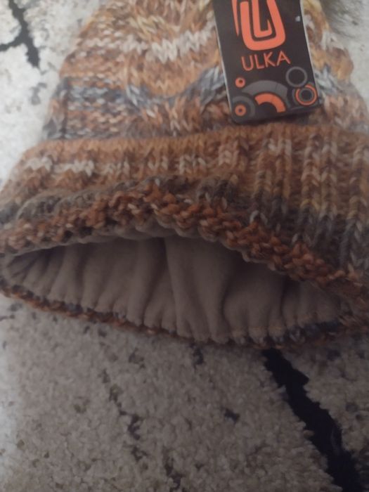 Czapka z pomponem