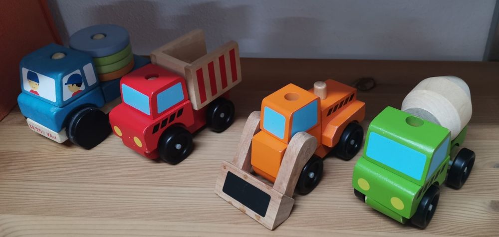 Brinquedos em madeira