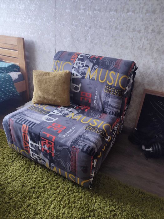 Диван ліжко одномісне 85/200 б у ортопедичне