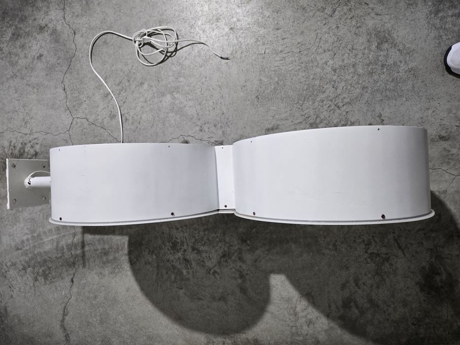 Reclame publicidade com luz