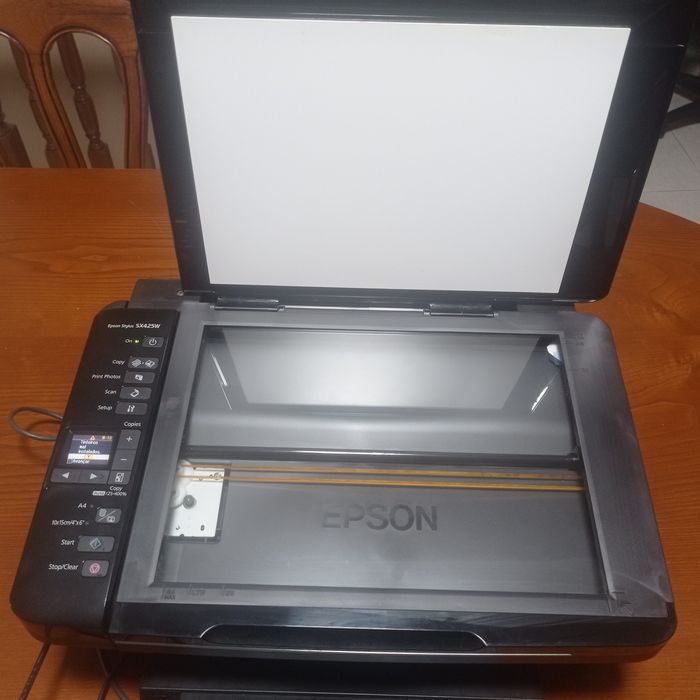 Vendo impressora EPSON stylus sx425w