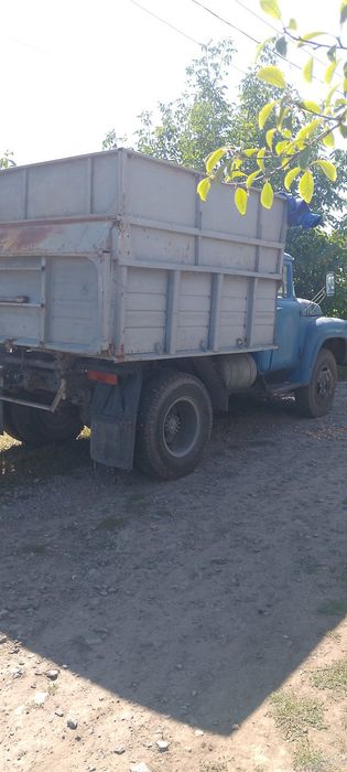 Продам зіл самоскид