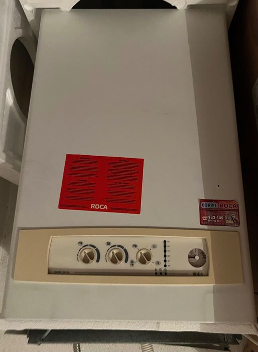 Caldeira a gás da marca Roca