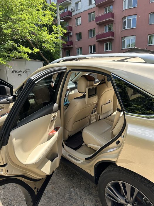 Lexus RX450h весь обслужен обмен на Tesla