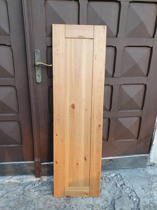 Fronty sosnowe drzwi do szafek kaseton drzwiczki 135x38