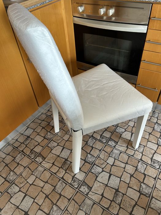 Cadeiras IKEA de Sala de Jantar