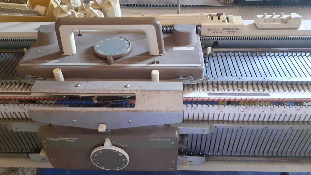 Máquina de tricotar