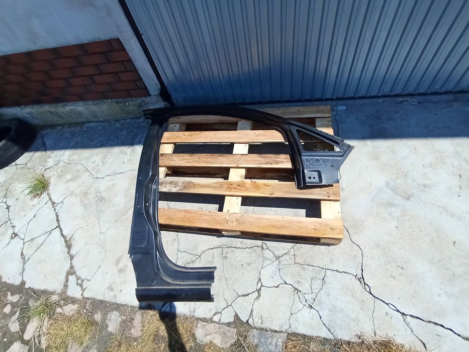 Poszycie skupka VW Touran II