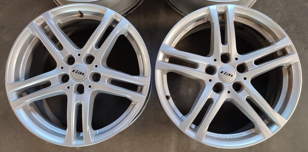 18" 8J 5x114.3 Komplet felg aluminiowych Rial