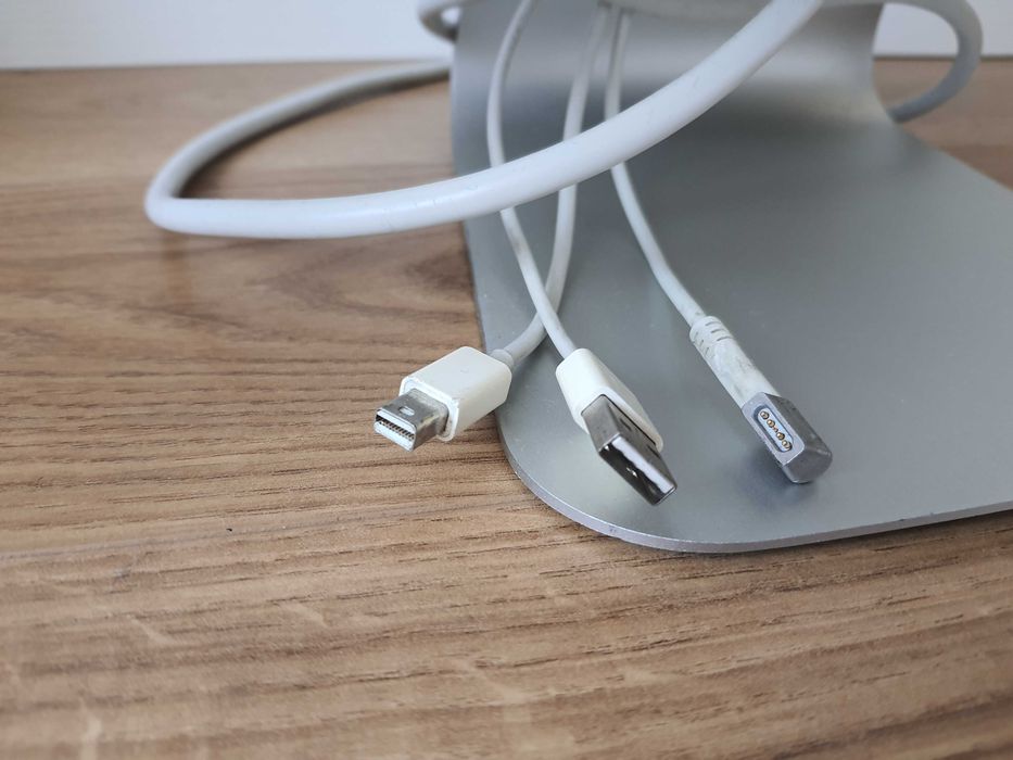 Apple LED Cinema Display 27" A1267 — на ремонт або запчастини