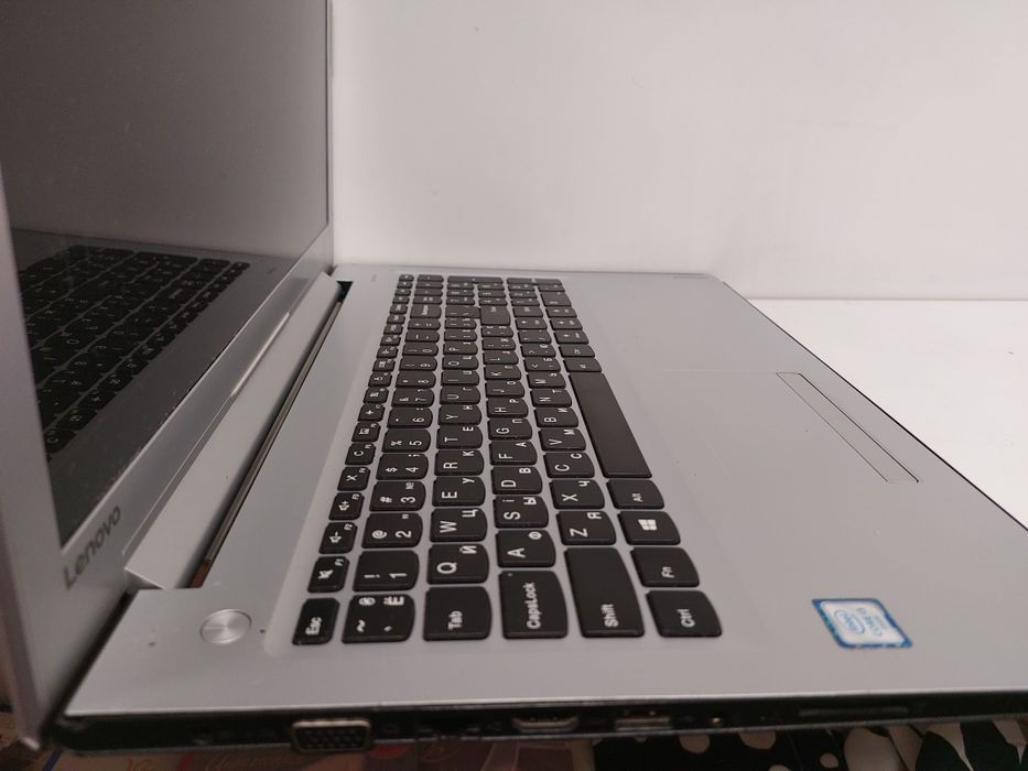 Ноутбук Lenovo IdeaPad 310-15ISK 15.6" Core i3-6006U 4 DDR4 120 SSD для роботи та навчання