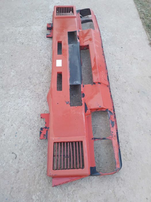 Бампер  Рено Магнум  евро 2.