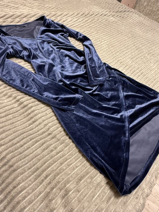 Велюрова сукня дуже гарна