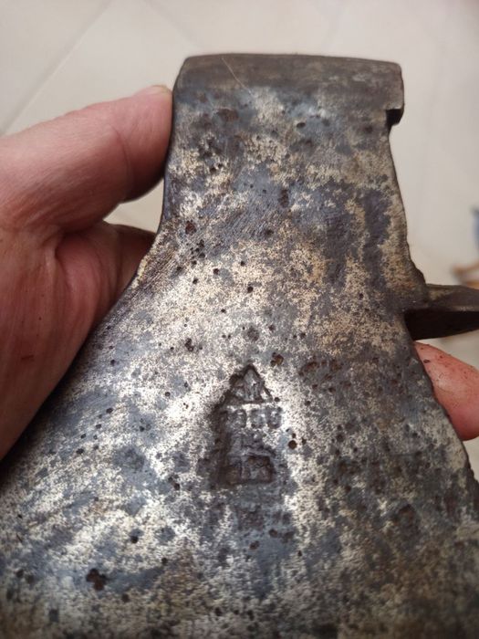 Продам топор златоуст 1950 г