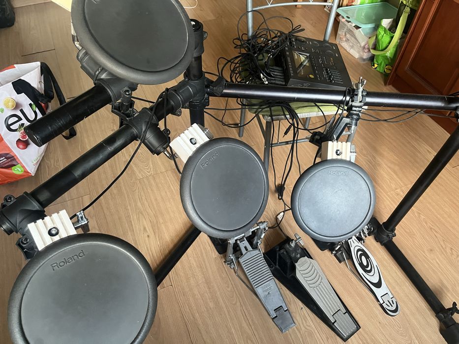 Bateria eletrónica ROLAND