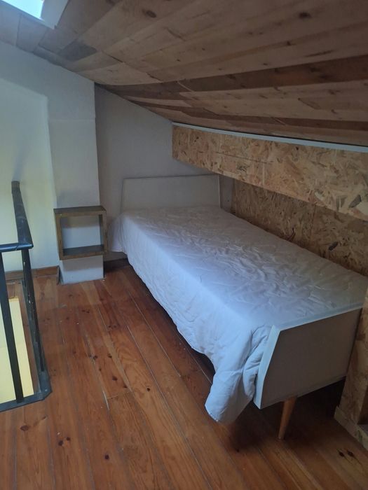 Aluguer de quarto estudante Fem -