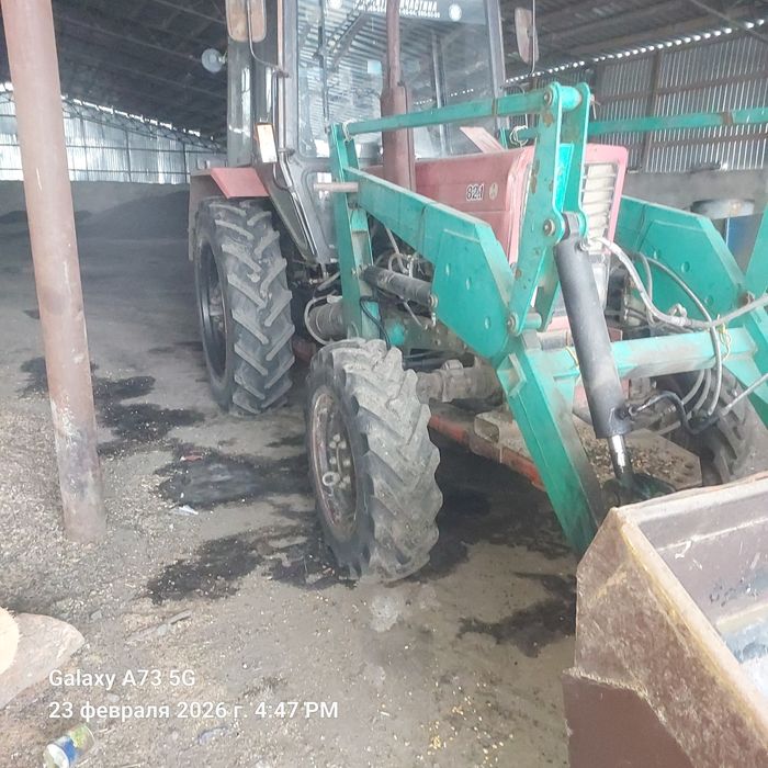 МТЗ 82.1 з бульдозером та ковшом