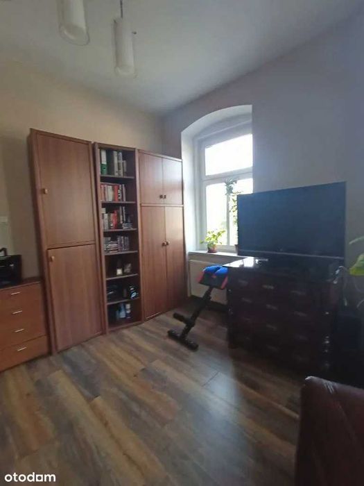 2 pokoje w kamienicy