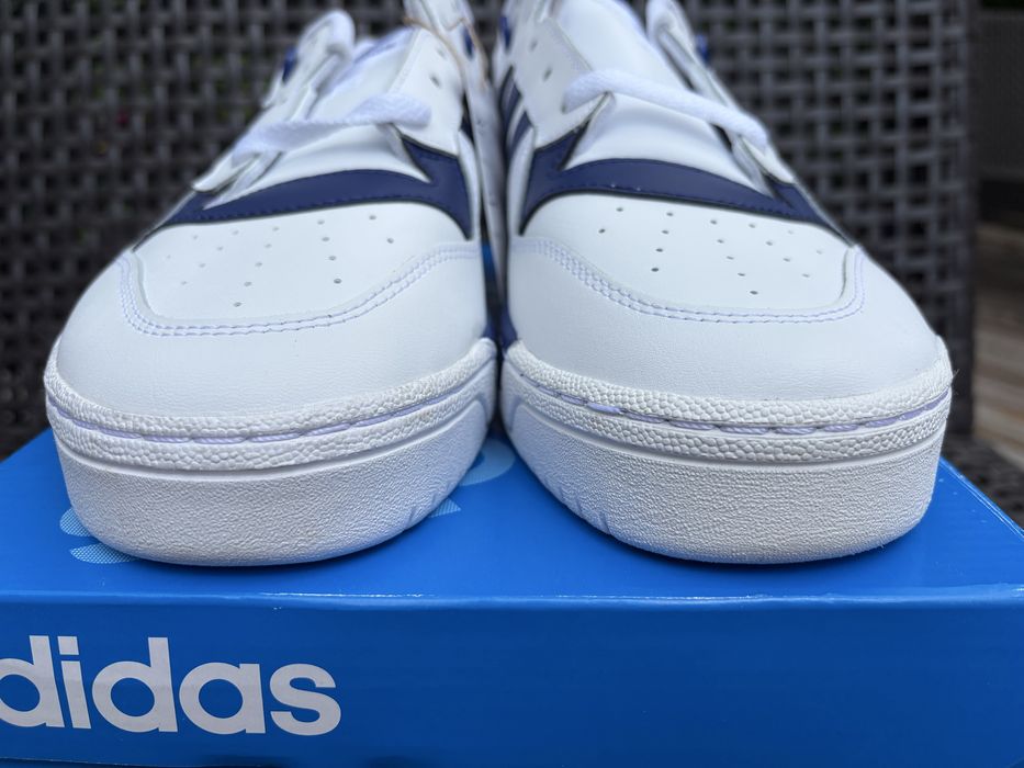 NOWE Buty ADIDAS "RIVALRY" rozmiar 30cm