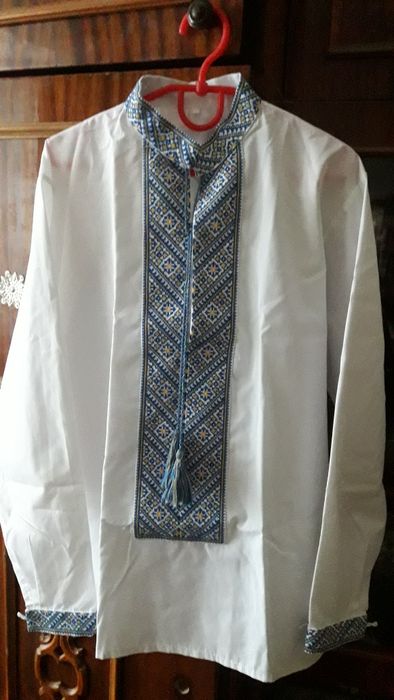 Продам вишиту сорочку