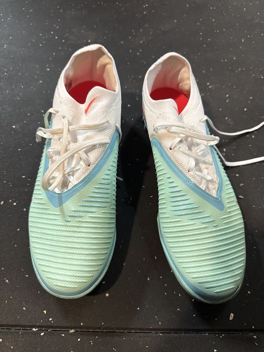 Chuteiras de futebol  Nike Phantom 6 Low Pro