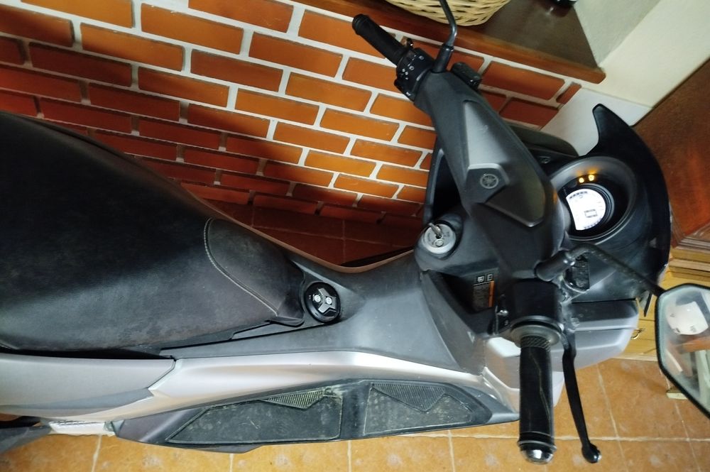 Vende -se Scooter