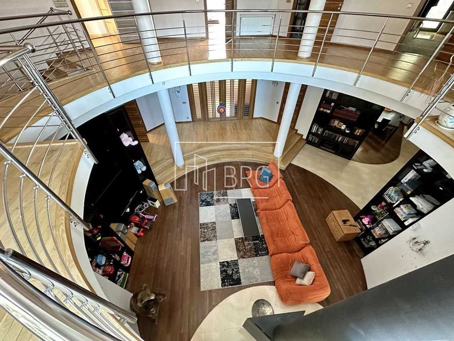 Дом с бассейном КГ Сосновый бор Козин Конча-Заспа без комиссии