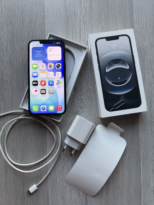 iPhone 16e 128 gb фізична SIM, неверлок, стан нового