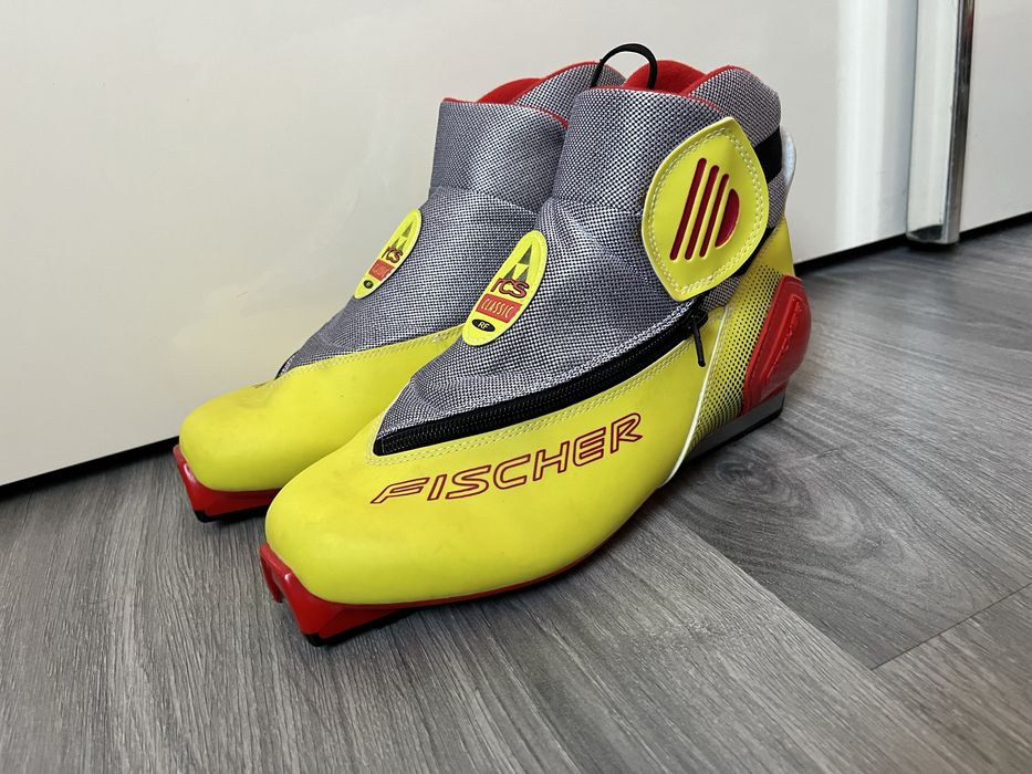 Бігові лижні черевики SNS Fischer розмір 42.5 стелька 27.5 см