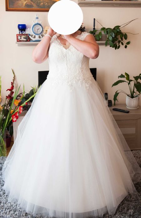 Sprzedam suknie ślubną plus size