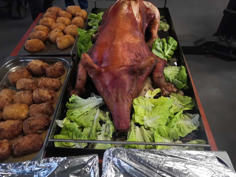 Imprezy integracyjne, prosiak pieczony, urodziny, imieniny, urodziny,