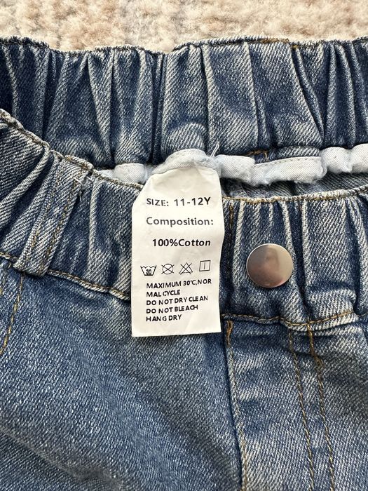 Продам джинсову спідничку для дівчинки