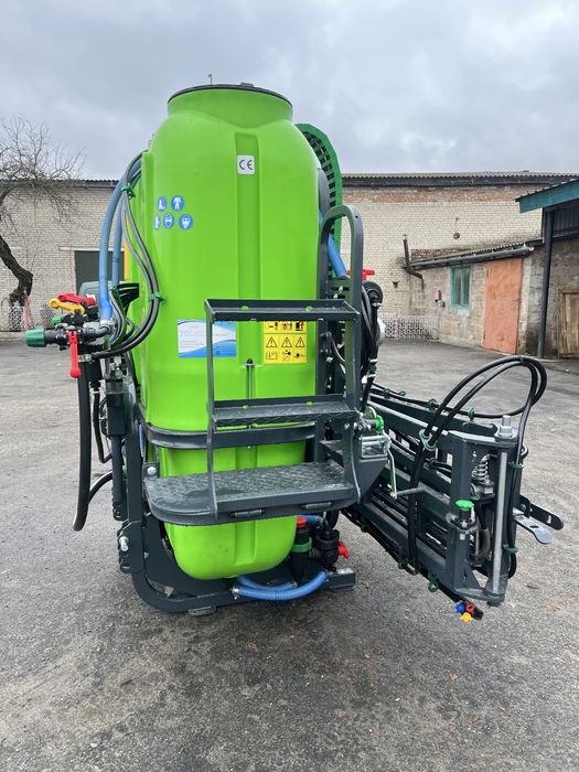 Оприскувач KLARA 1218