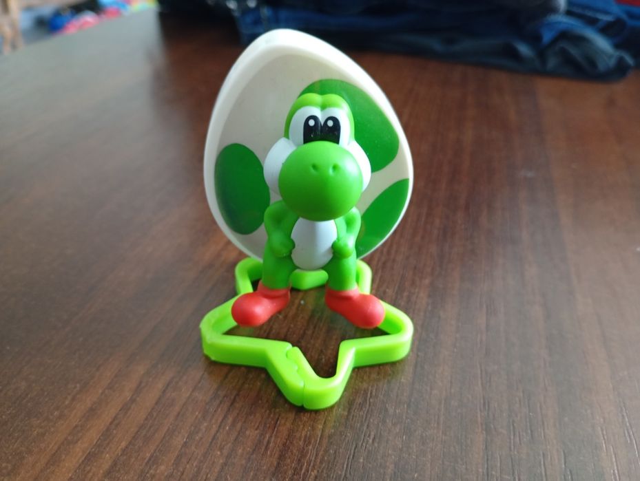 Figurka McDonald's yoshi super Mario