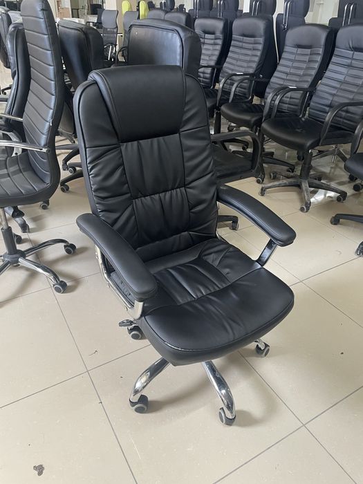 Продаж крісел для офісу , крісло сіточка , крісла керівника