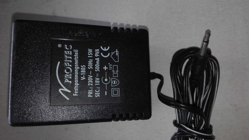 18V  0,5A  Ładowarka , zasilacz