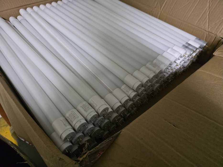 98 Lâmpadas LED tubo T8 60cm - 6000k