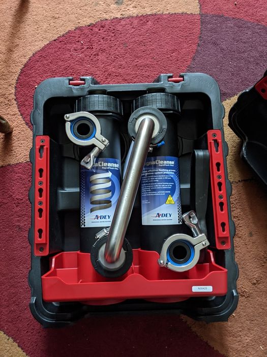 Hydraulik instalacje sanitarne. Plumber.