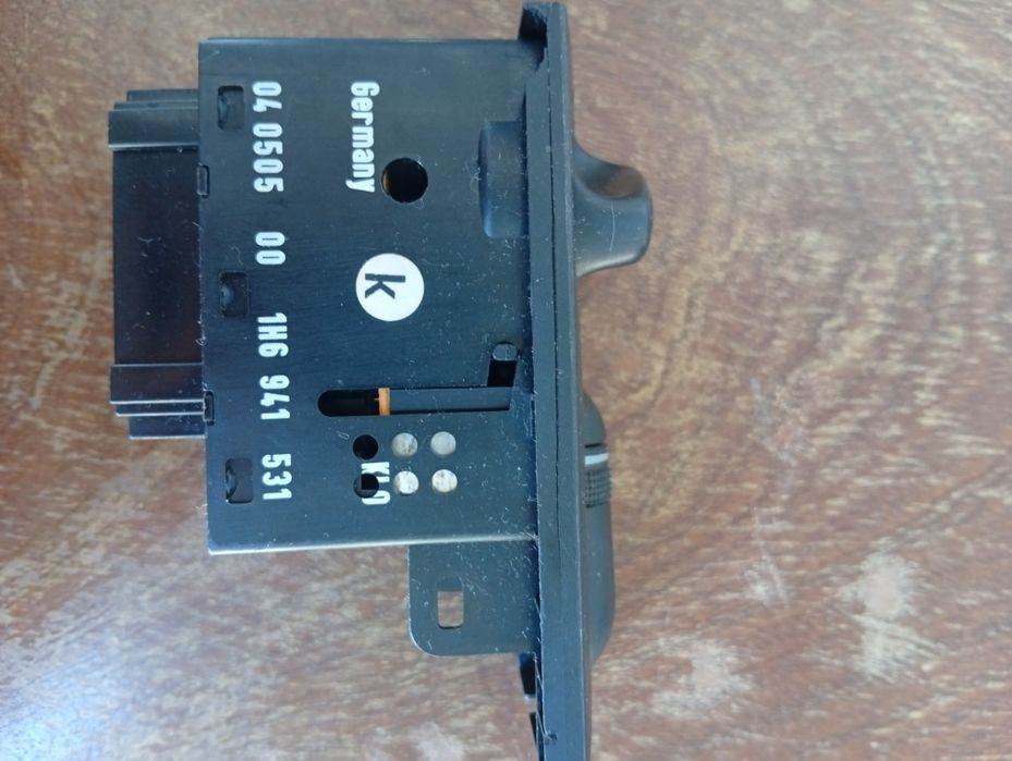 *Ler Descrição* Comutadores/Reguladores - Iluminação Golf 3