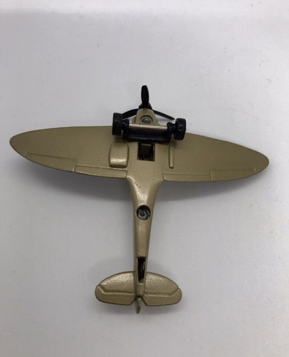 Matchbox Spitfire истребитель