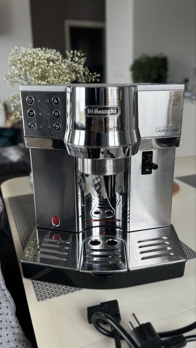 Ekspres DeLonghi EC 850.M używany