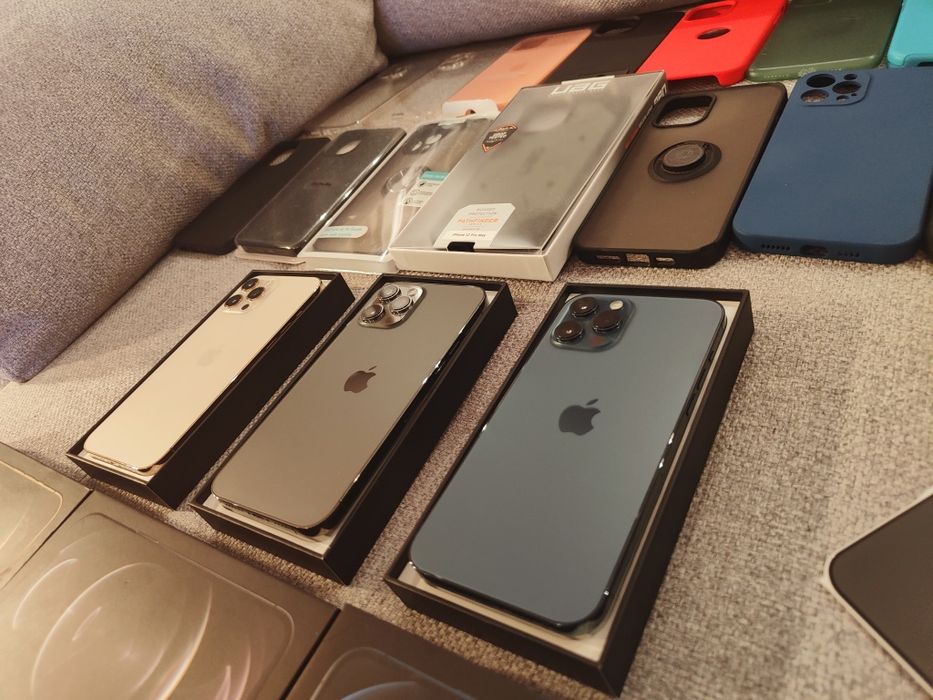 iPhone 12 Pro Max 256GB e 13 128GB c/ NOVO. Troca/retoma.