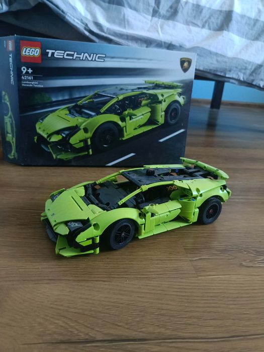 LEGO Technik 42161 Lamborghini