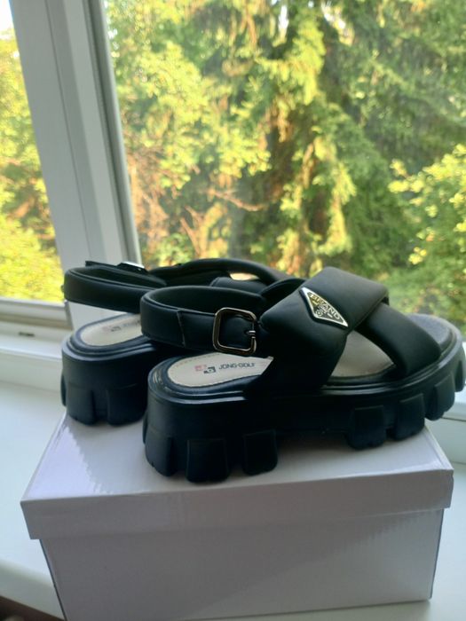 Босоніжки  33р Нові