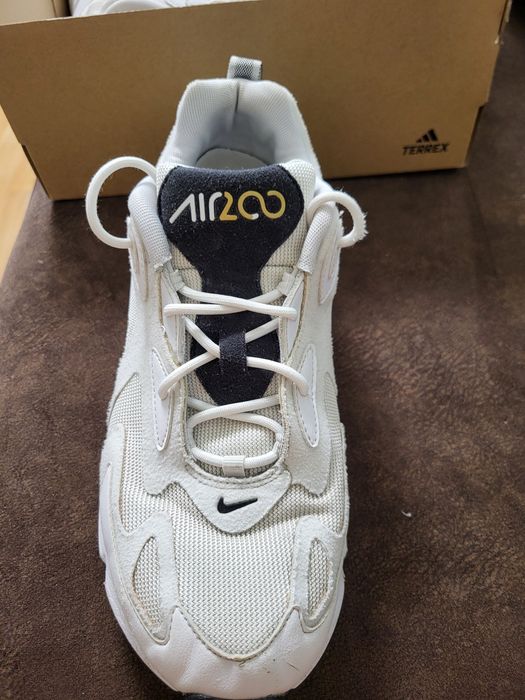 Продам оригінальні кросівки Nike Air Max