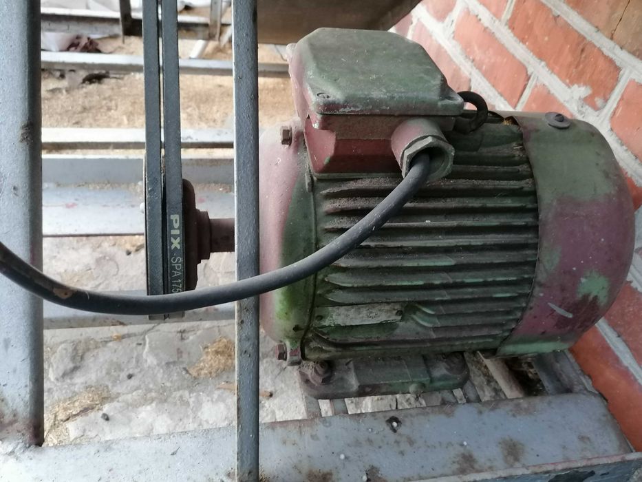 Krajzega, piła stołowa, pilarka 380 v